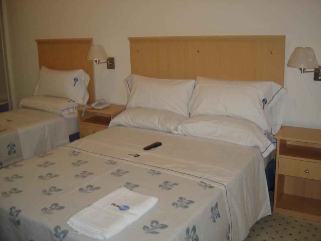 Mari Plaza Hotel Buenos Aires Oda fotoğraf